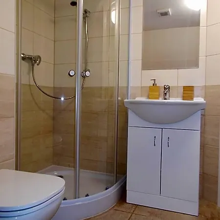 Neklanova Apartmanhotel 3*